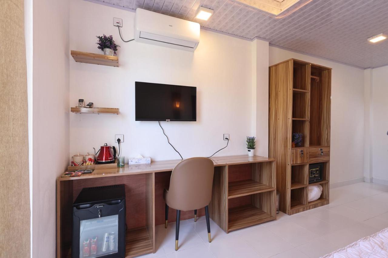 Batuta Maldives Fourson Hotel Тулусдоо Екстериор снимка