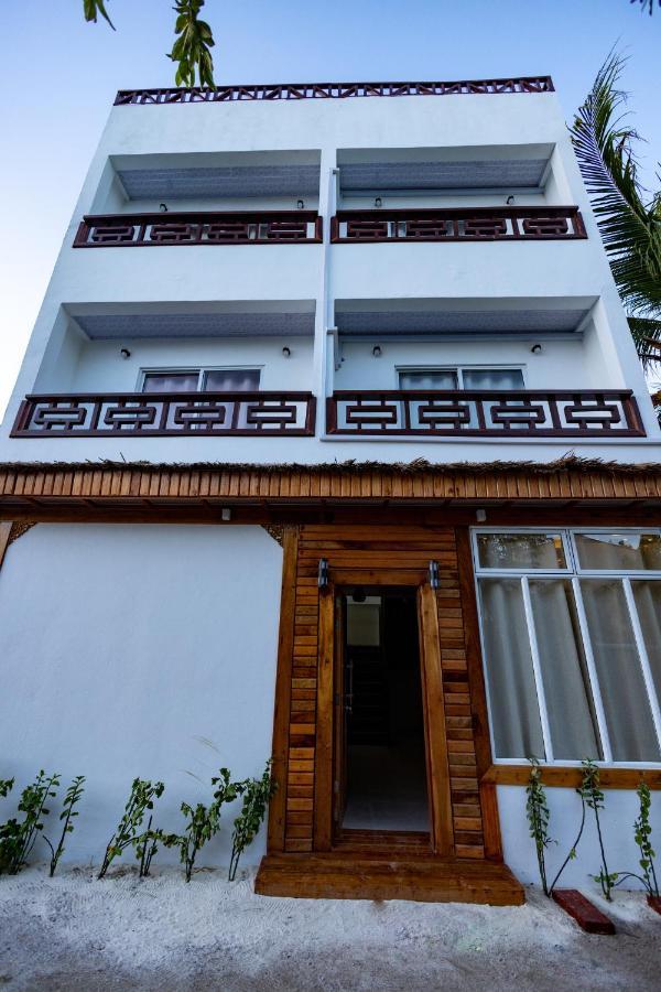 Batuta Maldives Fourson Hotel Тулусдоо Екстериор снимка